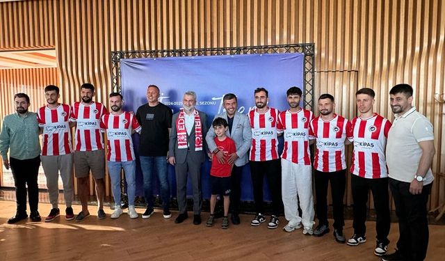 Kahramanmaraş İstiklalspor 7 futbolcu ile sözleşme imzaladı