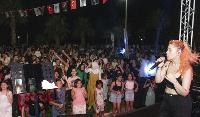 Mersin Aydıncık sahili 'Yaz Dostum' konserleriyle renklendi