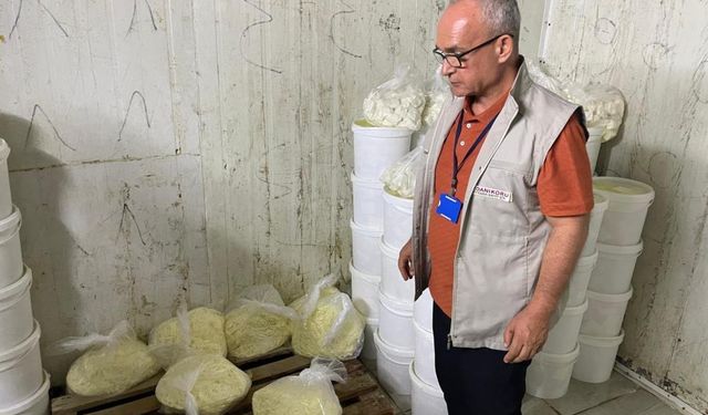 1 ton 112 kilogram kaçak peynir ele geçirildi