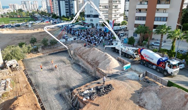 Yenişehir'de kütüphane ve taziyeevinden oluşan kompleksin temeli atıldı