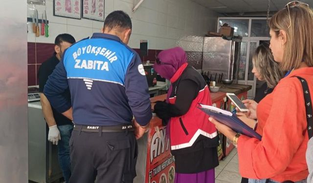 Sağlıksız şartlarda muhafaza edilen 220 kilo et imha edildi