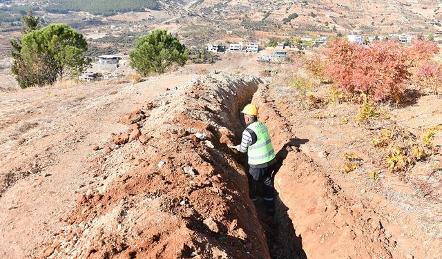 Büyükşehir, Dulkadiroğlu’nda Mahallelerin Altyapısını Bir Bir Yeniliyor