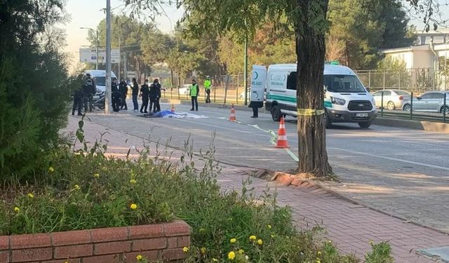 Gaziantep'te Feci Kaza: Halk Otobüsünün Altında Kalan Motosiklet Sürücüsü Hayatını Kaybetti!