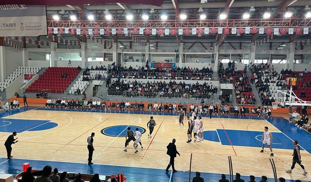 İstiklalspor Basketbol Takımı Dolu Dizgin