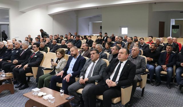 Pazarcık’ta “Deprem ve Sonrası” Konferansı: Uzmanlar ve Yetkililerden Kritik Mesajlar