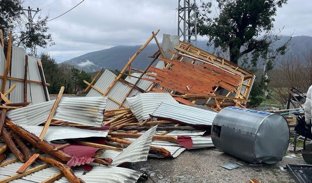 Andırın'da Hortum Paniği