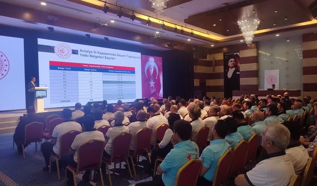 300 Turizm Şoförüne Yol Güvenliği Eğitimi Verildi