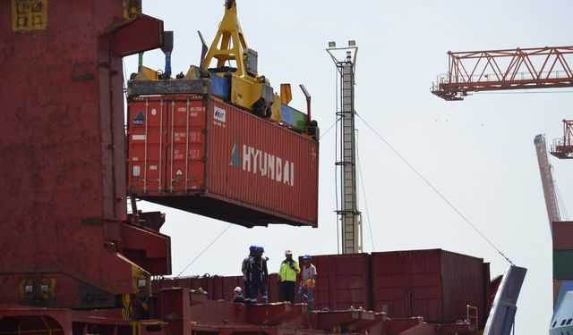 'İyilik Gemisi' Sudan yolunda