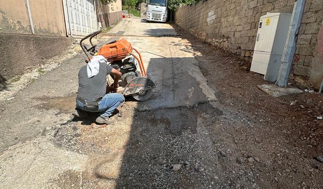 Mağralı Mahallesi’nde Asfalt Yama Çalışmaları Hızla Sürüyor