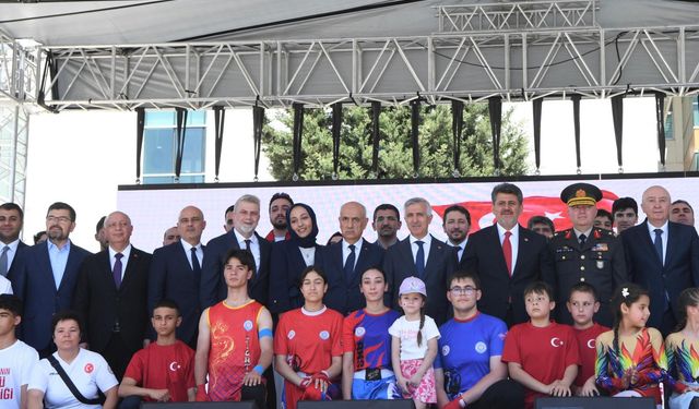 Kahramanmaraş’ta19 Mayı Atatürk’ü Anma Gençlik ve Spor Bayramı Çoşkuyla Kutlandı