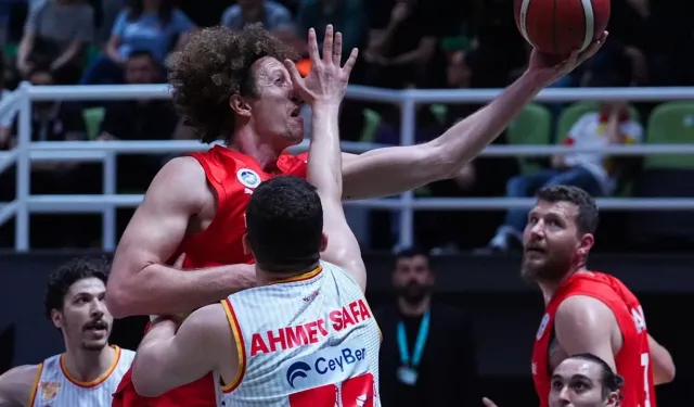 İstiklal Basketbol Uşak’ta