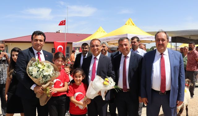 Pazarcık’ta Eğitime Umut Tohumu: Alanya İlkokulu Kapılarını Açtı