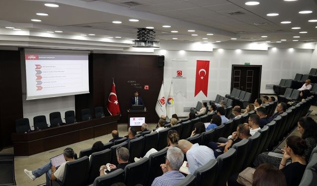 "İhracat Türkiye'nin En Önemli Çıkış Kapısıdır"