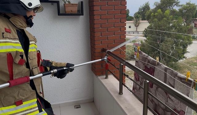 Evin Balkonunda Yılan Paniği