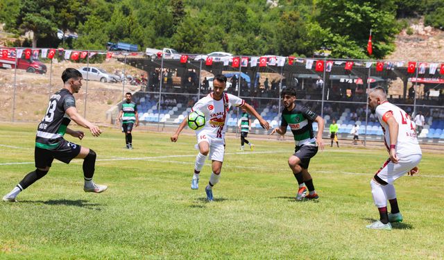 30 Ağustos Zafer Kupası Coşkuyla Başladı: 42 Takım Sahada