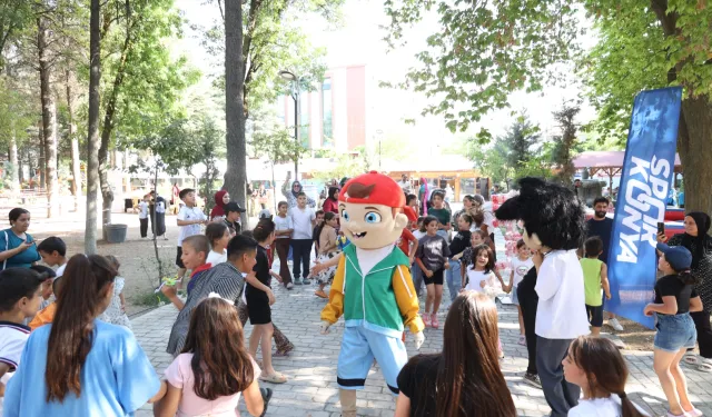 14 ilçede şenlikli yaz başladı