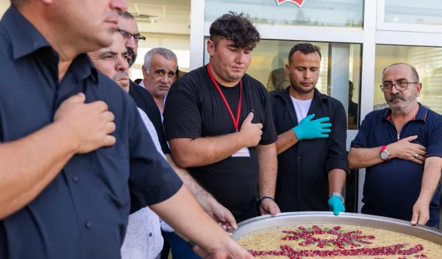 Başkan Tugay Aliağa’da aşure lokmasına ortak oldu