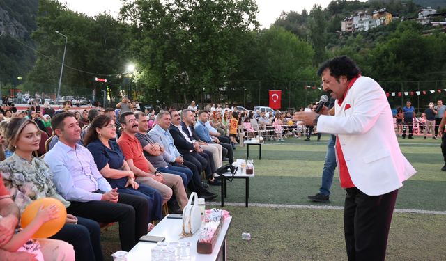 Feke Lisesi Mezunları Yarım Asır Sonra İlk Kez Buluştu