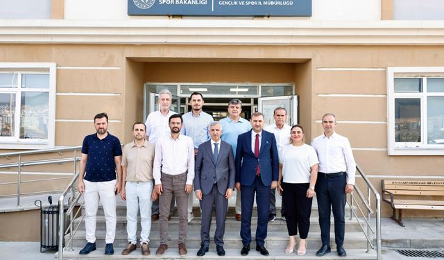 Vali Ünlüer'den Gençlik ve Spor İl Müdürlüğü'ne Ziyaret