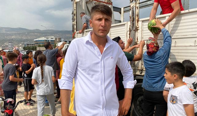 Kahramanmaraşlı Karpuz Üreticisi İsyan Etti: 25 Ton Karpuzu Ücretsiz Dağıttı