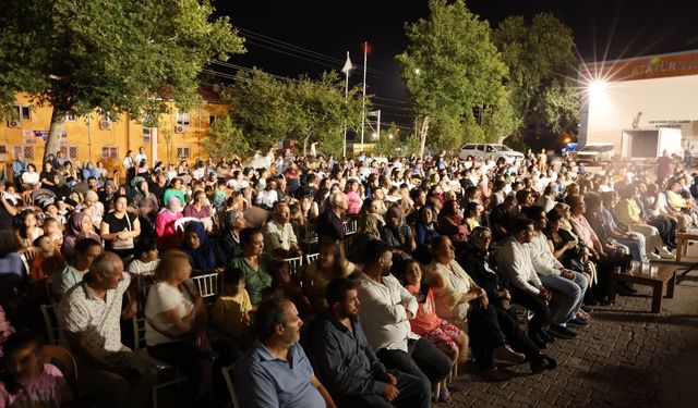 Gezen Sinema Tırı Pozantı’da