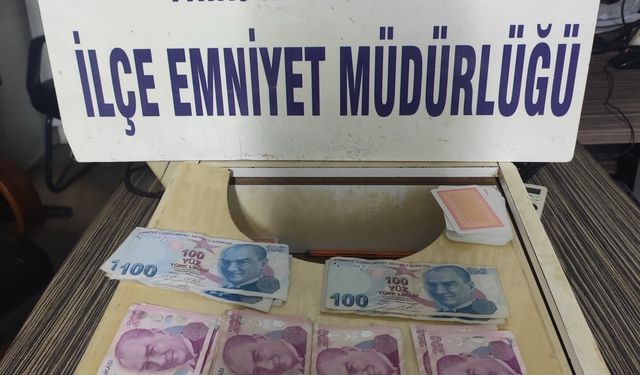 Para, İskambil Kâğıdı Ve Oyun Makinesi Ele Geçirildi