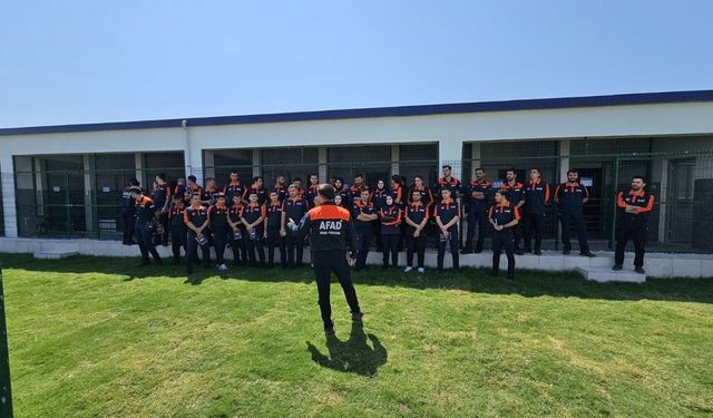 Kahramanmaraş'ta Yeni Arama Kurtarma Teknikerleri Eğitime Başladı