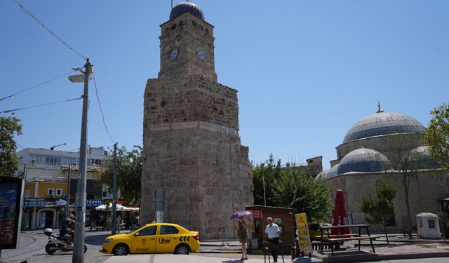 Saat Kulesi'nin Saati Aylardır Doğru Zamanı Göstermiyor