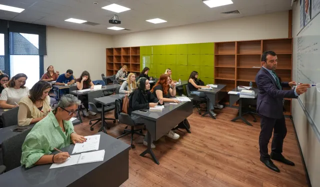 3 Dilde Yabancı Dil Kursları Başladı