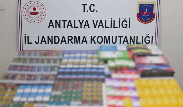 İş Yerine Düzenlenen Operasyonda Binlerce Kaçak Ürün Ele Geçirildi
