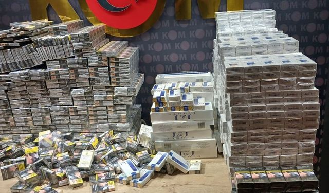 Kahramanmaraş’ta Yapılan Operasyonda 5 Bin Paket Kaçak Sigara ve 10 Bin Makaron Yakalandı