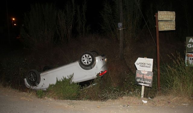 Takla Atan Otomobilden Sürücü ve Yolcu Yara Almadan Çıktı
