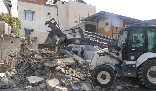 Toplumsal huzuru bozan yapılar kontrollü şekilde ortadan kaldırılıyor