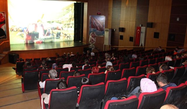 Gezen Sinema Başladı: Altın Portakal Her Yerde!