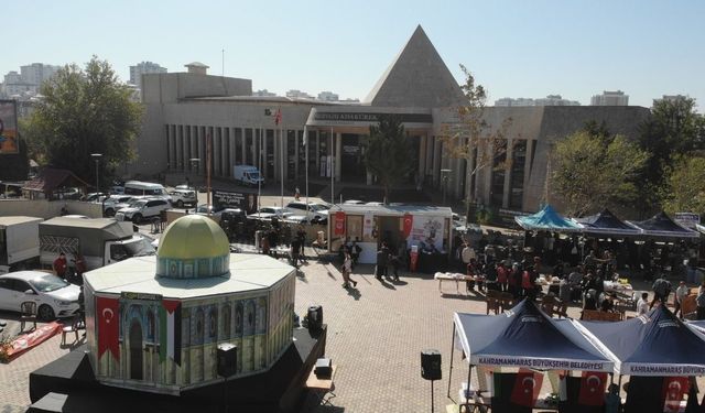 Kahramanmaraş’ta Gazzeliler İçin Hayır Çarşısı Kuruldu