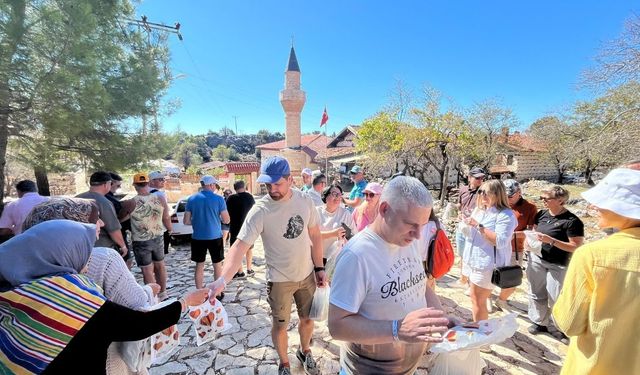 Litvanyalı Turistlerin Yeni Gözdesi Tarihi Köy