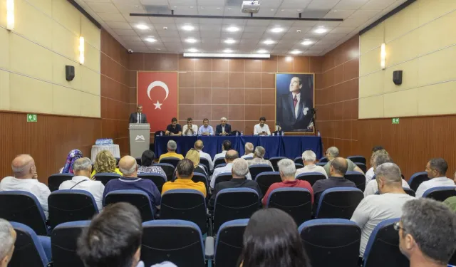 Muhtarlar ve Belediye Yetkilileri Akdeniz’de Buluştu