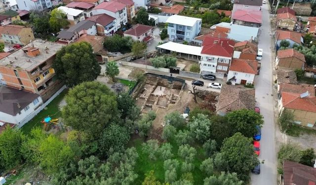 Papa'nın Ziyareti Öncesi Büyük Keşif! Dev Mozaiğe Gizli Çalışma