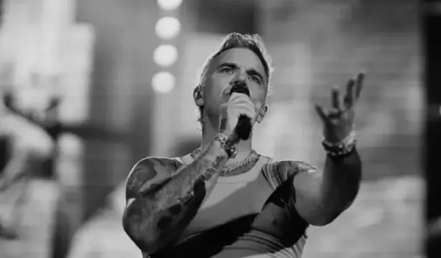 Robbie Williams Zayıflama İğnesinin Görme Yetisini Bozduğunu Açıkladı