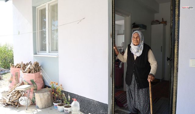 90 yaşındaki Fatma Nine'nin deprem acısı mutluluğa dönüştü