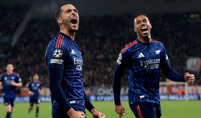 Arsenal'de Şampiyonlar Ligi'nde Tarihi Gece Şov Yaptılar