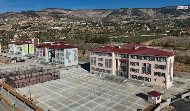 Dulkadiroğlu Akyar Mahallesi’nde iki yeni okul eğitim hayatına başladı