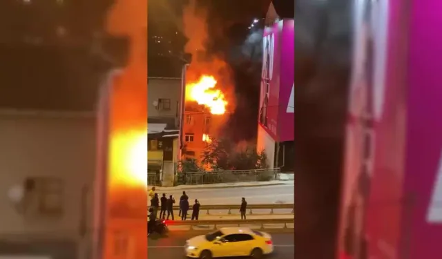İstanbul'da Patlama, Çok Sayıda Ekip İntikal Etti