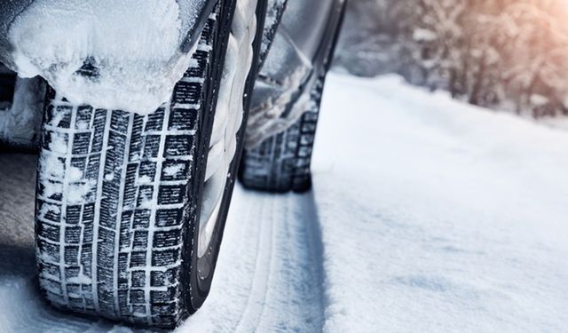 Kış lastiği uygulaması ne zaman başlıyor, zorunlu mu? Cezası ne kadar?
