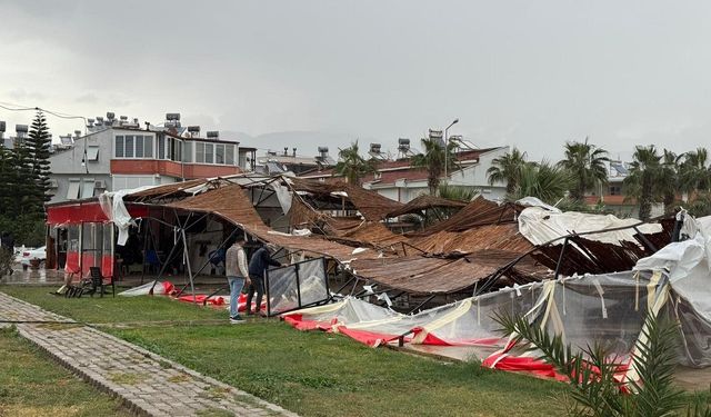 Mersin’de Hortum Felaketi: Kıyı Vuruldu