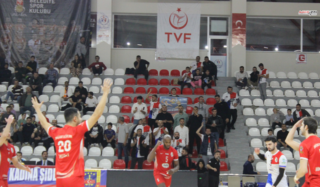 Onikişubat Belediyespor Kocaeli Kağıtspor'u Mağlup Ederek Namağlup Serisini Sürdürdü