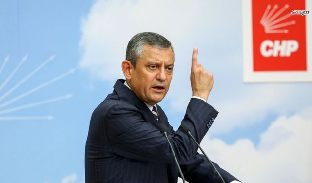 Özgür Özel'den Sert Çıkış: "Kirpiyi Kucaklayamıyorsun"