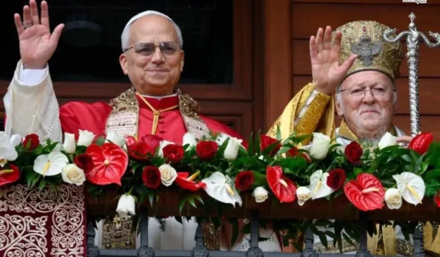 Papa 14. Leo İstanbul’dan Beyrut’a gitti: “Bölünme skandalı aşılmalı”