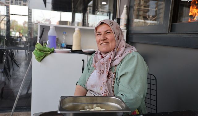 Şiddet gören kadın: “İhanete uğradım ama 3 çocuğumla dimdik duruyorum”