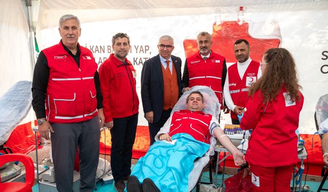 Adana Kan Bağışında İlk Üçte